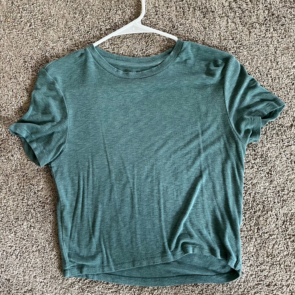 American Eagle Cropped Tee